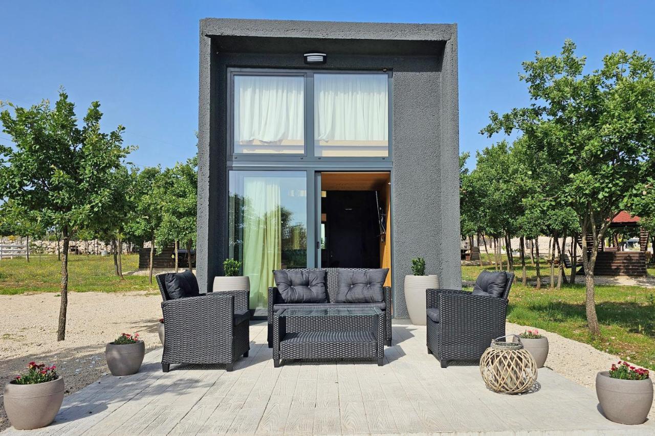 Bungalovi Amfora 루브스키 외부 사진
